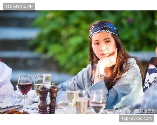 郑钦文居然敢用普通咖啡杯,大概只有她敢这么潇洒吧? 郑钦文居然敢用普通咖啡杯,大概只有她敢这么潇洒吧?